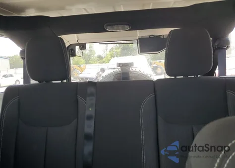 2018 Jeep Wrangler Unlimited Sahara from USA, damaged, VIN 1C4HJWEG3JL927387